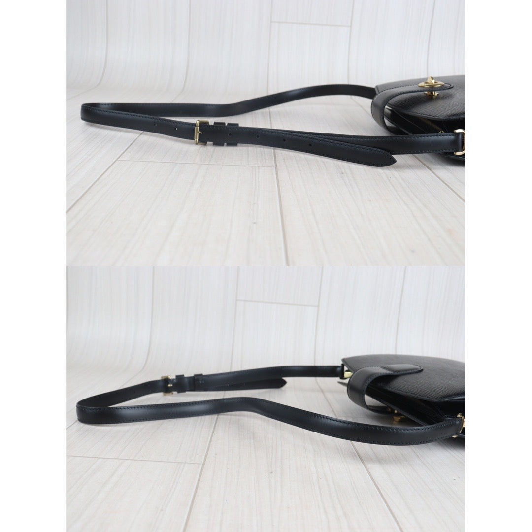 Rank A｜ LV Epi Shoulder Bag Black｜23090720