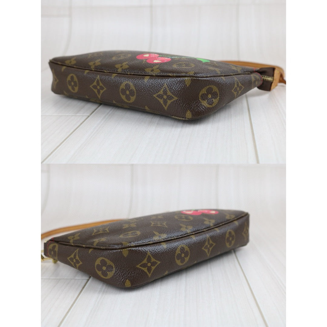 Good ( Rank AB)｜ LV Takashi Murakam Cherry Monogram Pochette Accessoires ｜S24101108