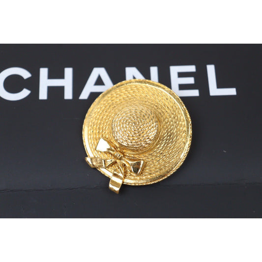 Rank A ｜ CHANEL Straw Hat Gold Brooch ｜Q24050946