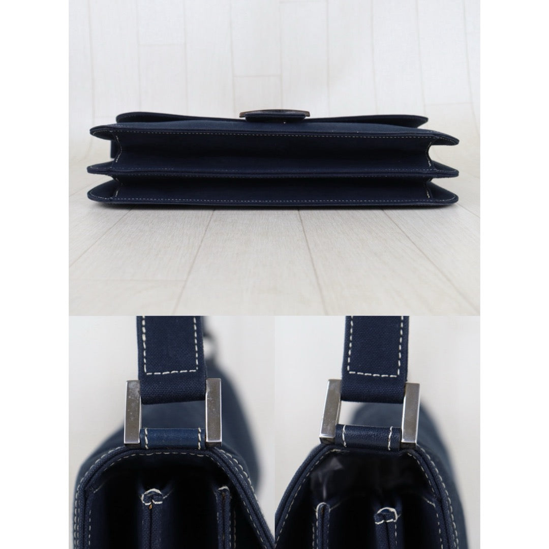 Include Entrupy Certificate of Authenticity｜Good ( Rank AB) ｜ FENDI Denim Baguette Enamel Clasp Shoulder Bag Blue｜S26072525