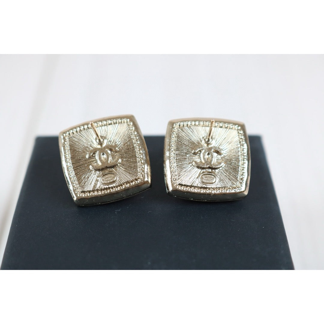 Excellent（Rank SA）｜CHANEL Coco Mark Sugar Cube Pearls Earrings ｜Q24082901