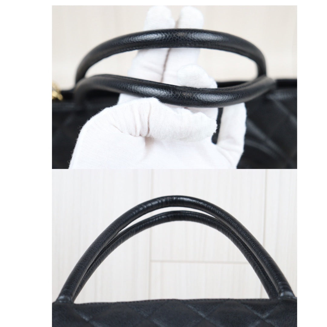 Rank AB｜ CHANEL Caviar Skin Leather Calf Leather Tote Bag Made In 2006～2008Year｜24010821