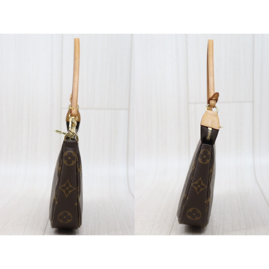Very Good ( Rank A)｜LV Monogram Pochette Accessoires ｜25082704
