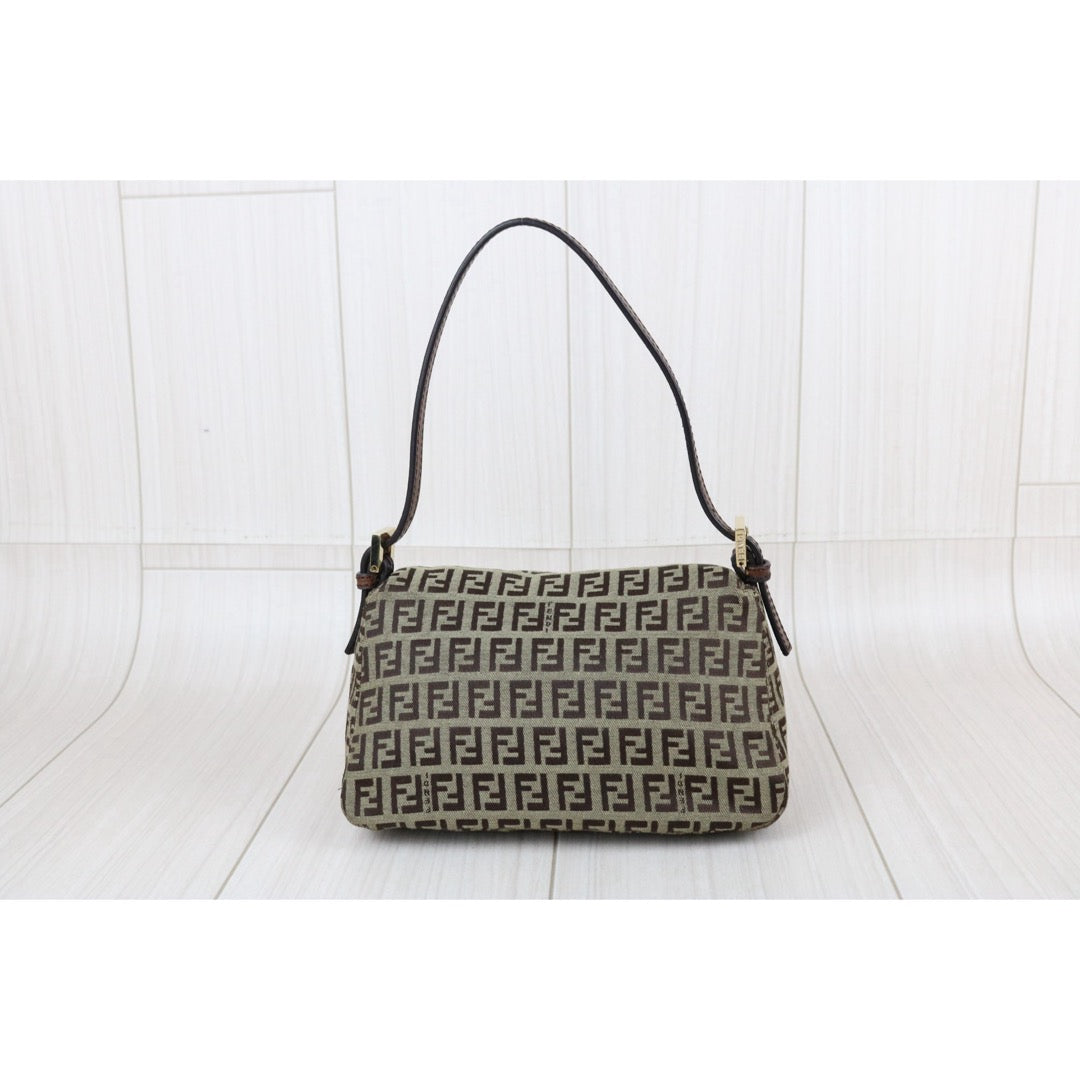 Include Entrupy Certificate of Authenticity｜Good ( Rank AB)｜ FENDI Zucca Mamma Baguette Shoulder Bag Brown｜S26082402