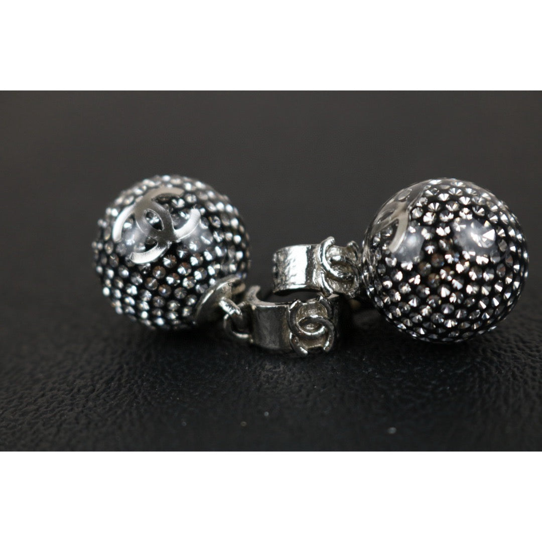 Excellent（Rank SA）｜ CHANEL Coco Mark Rhinestone disco ball Earrings Silver｜X25012305