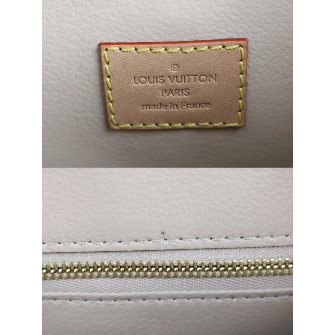 Very Good ( Rank A) ｜LV Monogram GM Pochette Cosmetics  IC Chips Model ｜X25091508