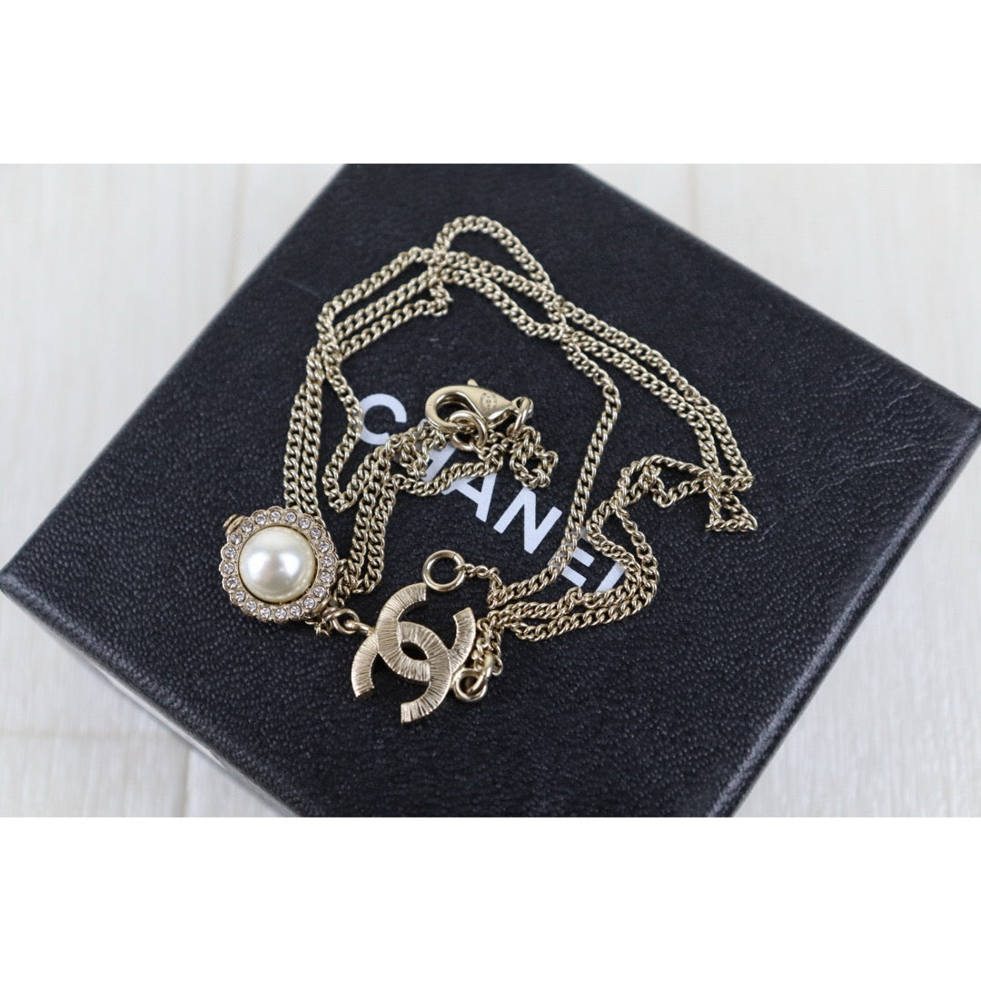Very Good ( Rank A)｜ CHANEL Coco Mark Chain Pearl Rhinestone Chocker Necklace｜H25011309