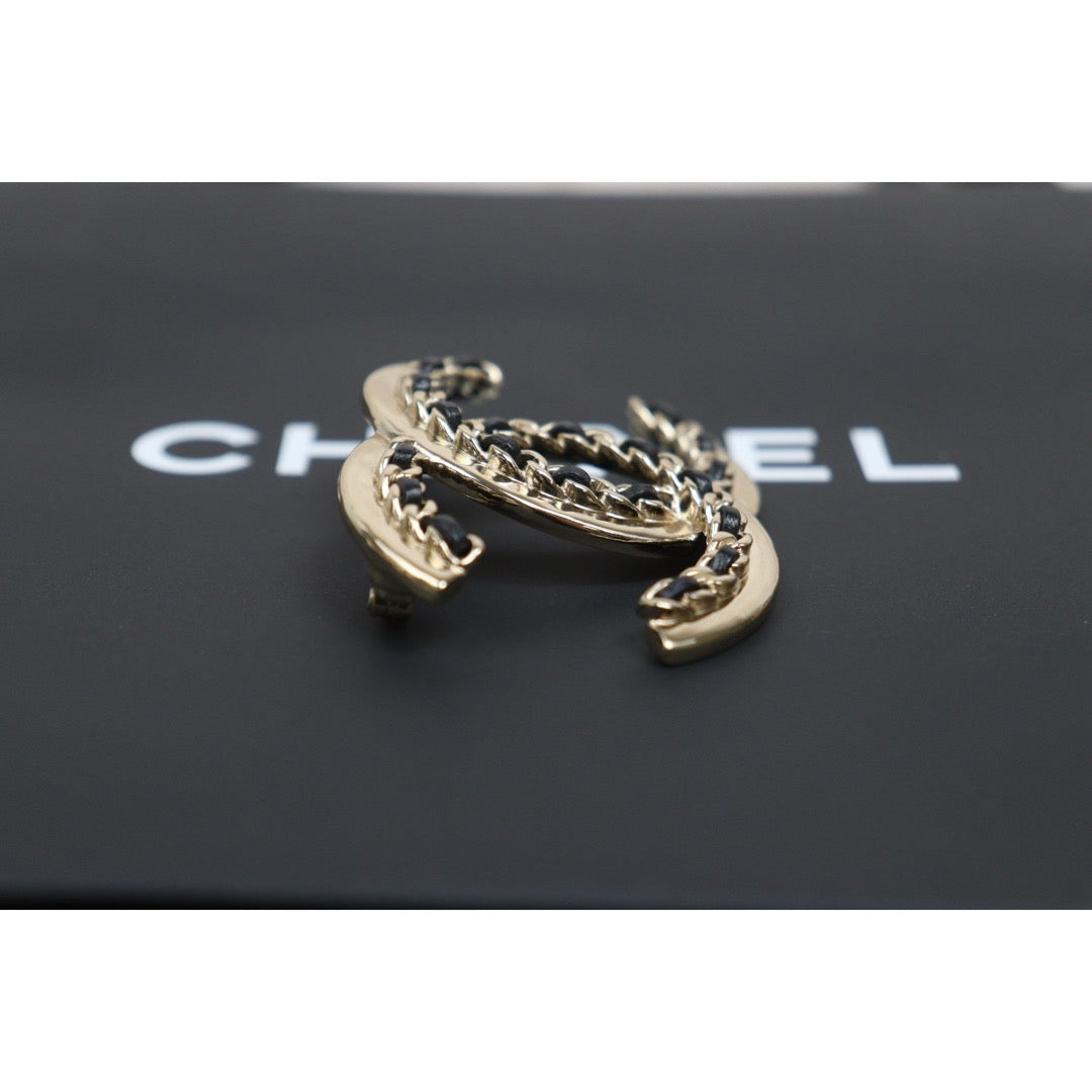Include Authentic Detective Certificate of Authenticity｜Very Good ( Rank A)｜ CHANEL B22P Coco Mark Matrasse Brooch Made In 2022Year ｜S26060603