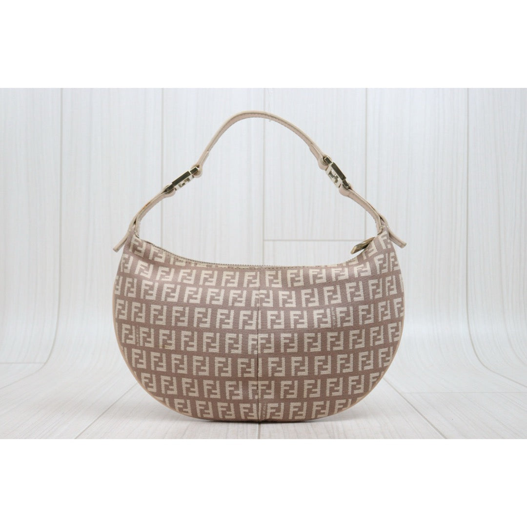 Include Entrupy Certificate of Authenticity｜Very Good ( Rank A)｜ FENDI Zucca Mamma Shoulder Bag Pink｜26040203