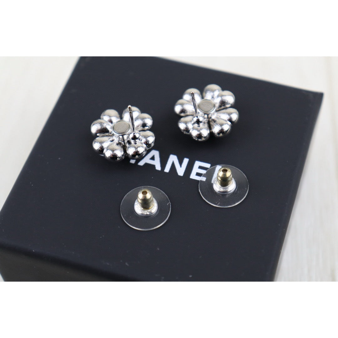 Very Good ( Rank A)｜ CHANEL  Coco Mark  Four leaf clover Rhinestone  Earrings ｜H25011105