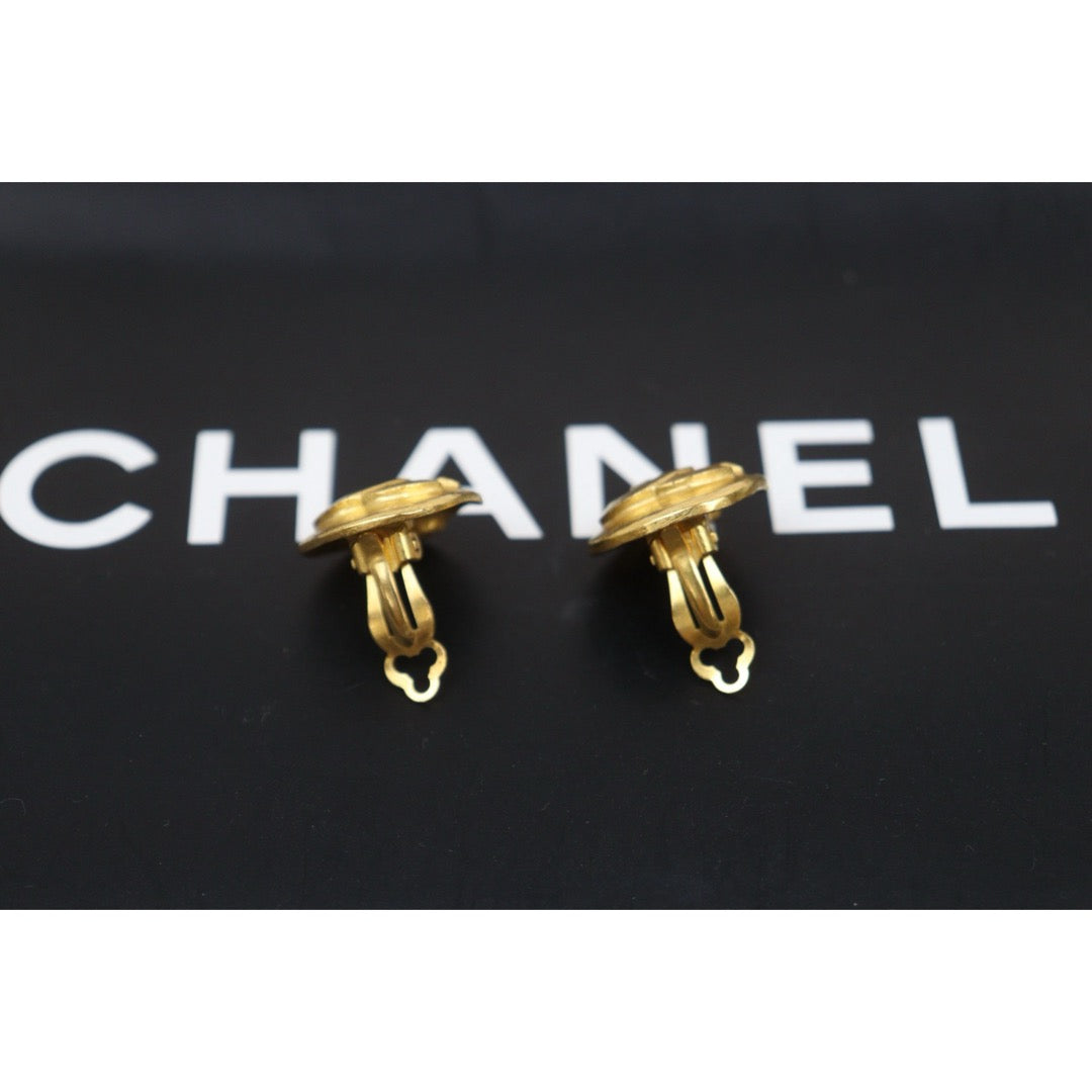 Very Good ( Rank A) ｜CHANEL Coco Mark Gold 24 Plated Round Earrings Made In 1995 Year｜25052921