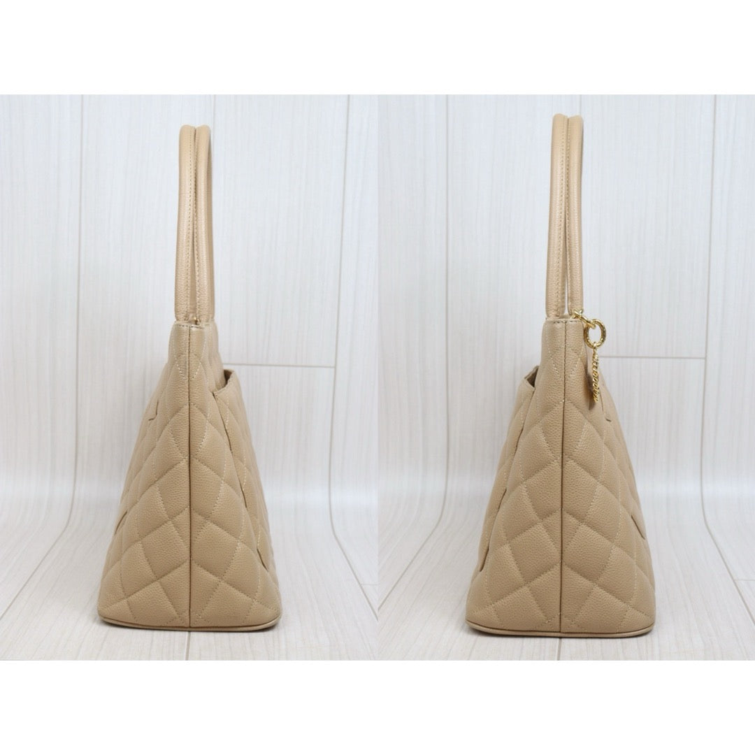 Include Entrupy Certificate of Authenticity｜Good ( Rank AB)｜ CHANEL Caviar Skin Calf Leather Tote Bag Beige Made In 2000～2002Year｜26062608