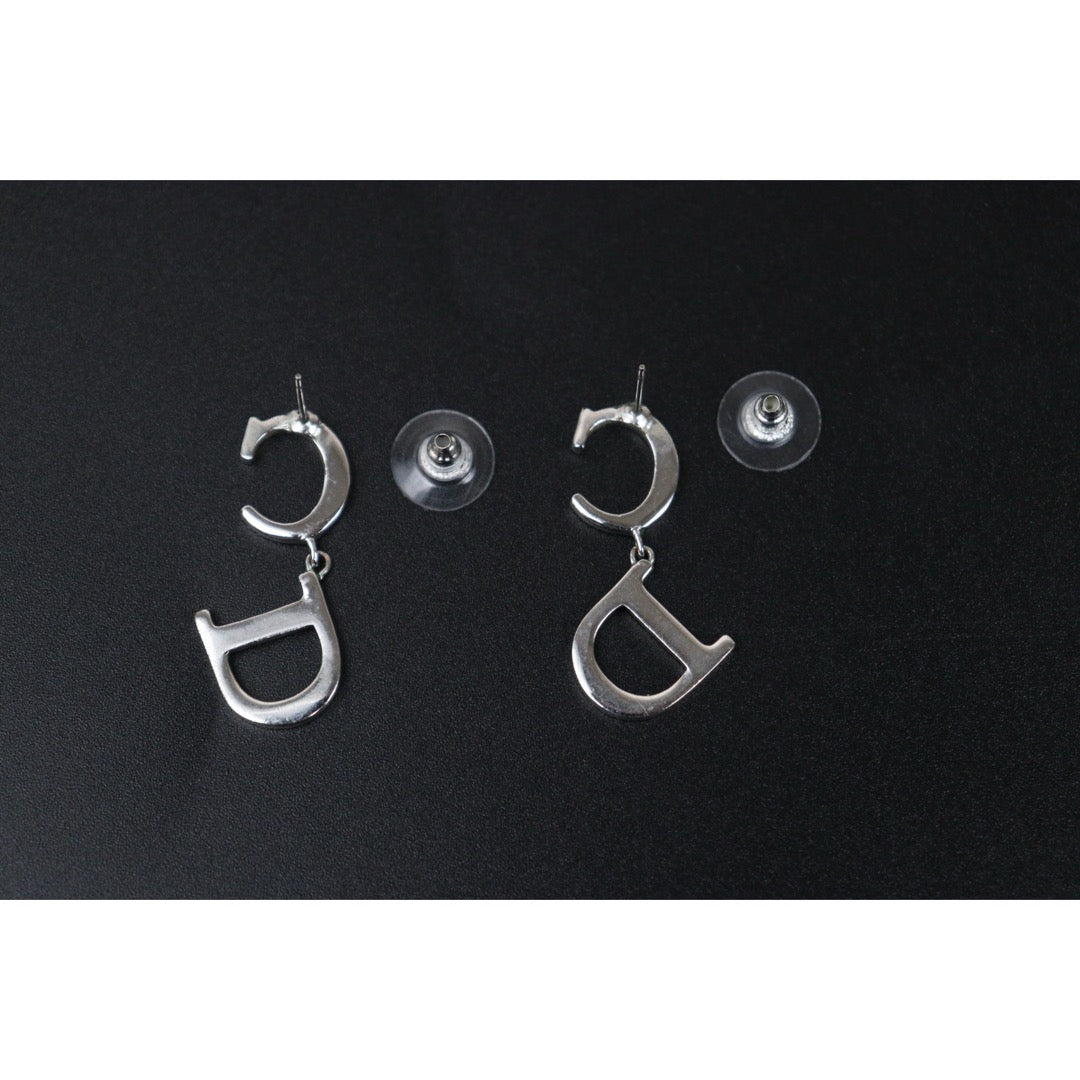 Very Good ( Rank A)｜ Dior CD Earring Silver｜V25071012