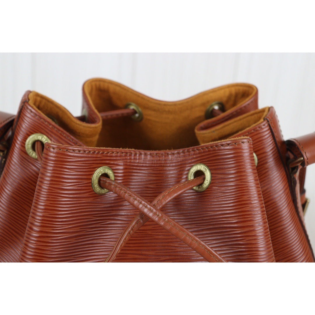 Rank A ｜ LV Epi Shoulder Bag Brown｜23092603