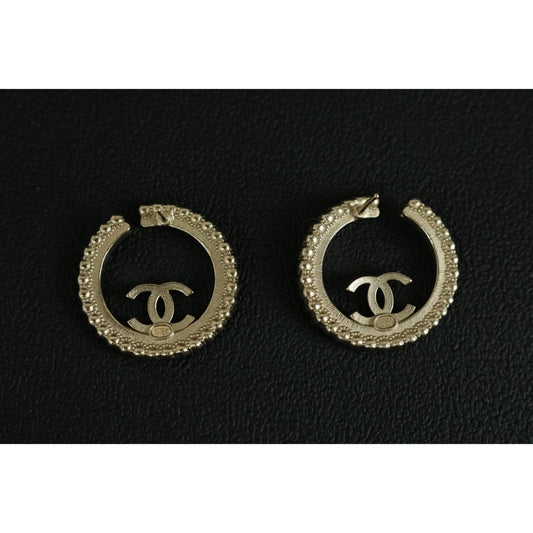 Very Good ( Rank A) ｜ CHANEL A22S Coco Mark Black and White Rhinestone Earrings Made In 2022Year ｜S25122303