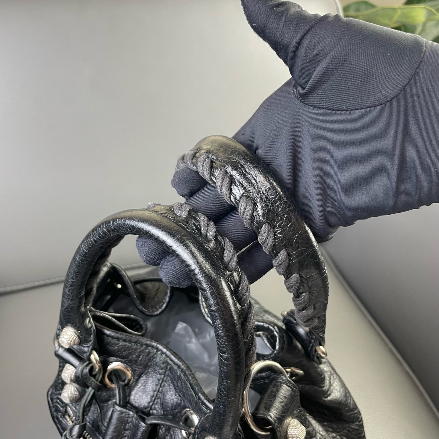 Very Good ( Rank A)｜Balenciaga Le cagole Shoulder Bag Black