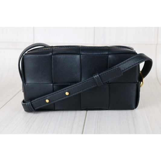 Very Good ( Rank A)| Bottega Veneta Lamb Skin Belt Cassette Shoulder Black IC Chips Model |S25103006