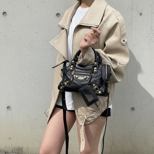 Include Entrupy Certificate of Authenticity｜Good ( Rank AB)｜Balenciaga Oiled Leather Gaint Classic mini city Handbag Shoulder Bag Black｜S26030822