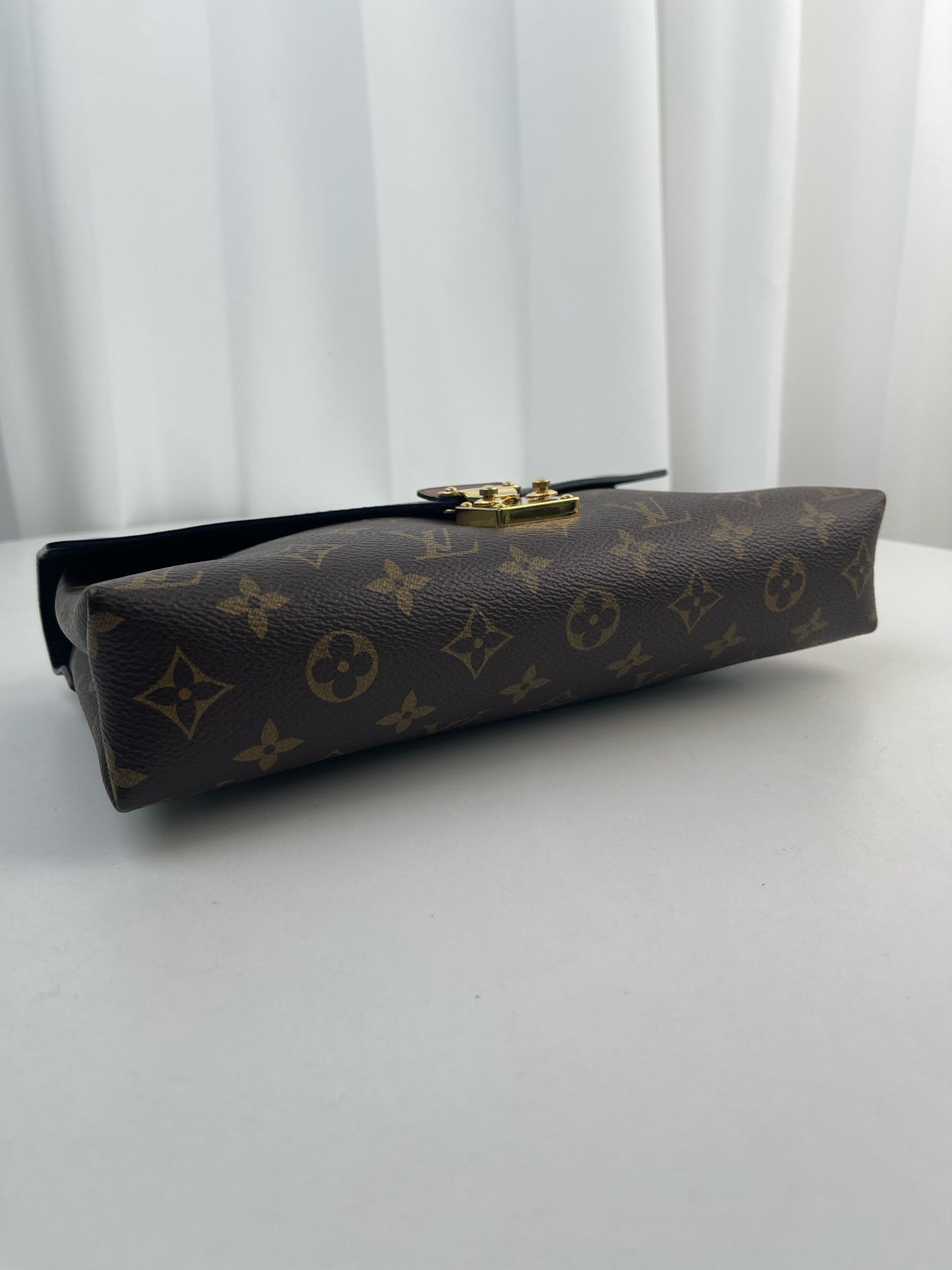 LV Shoulder Bag