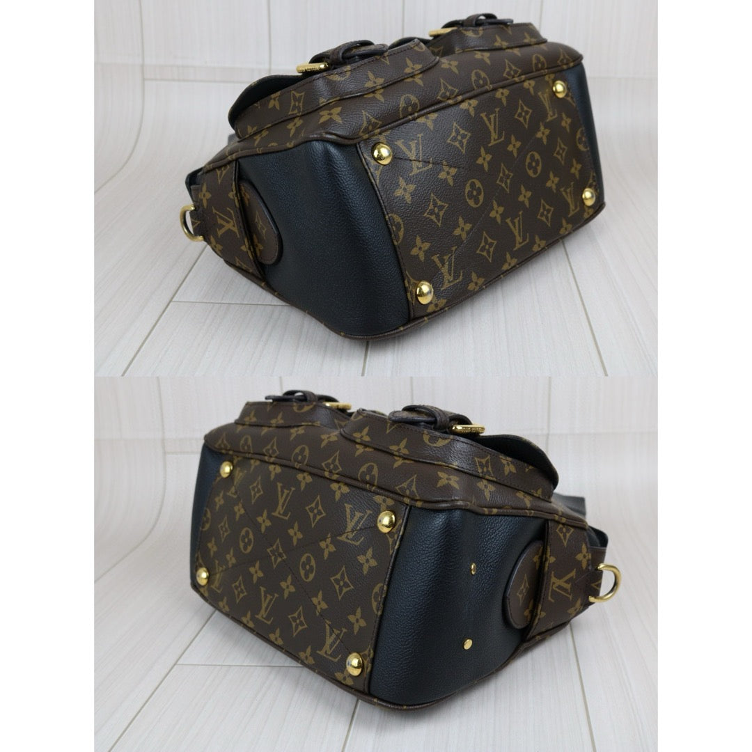 Very Good ( Rank A)｜ LV Monogram Manhattan Shoulder Bag Black｜S24122603