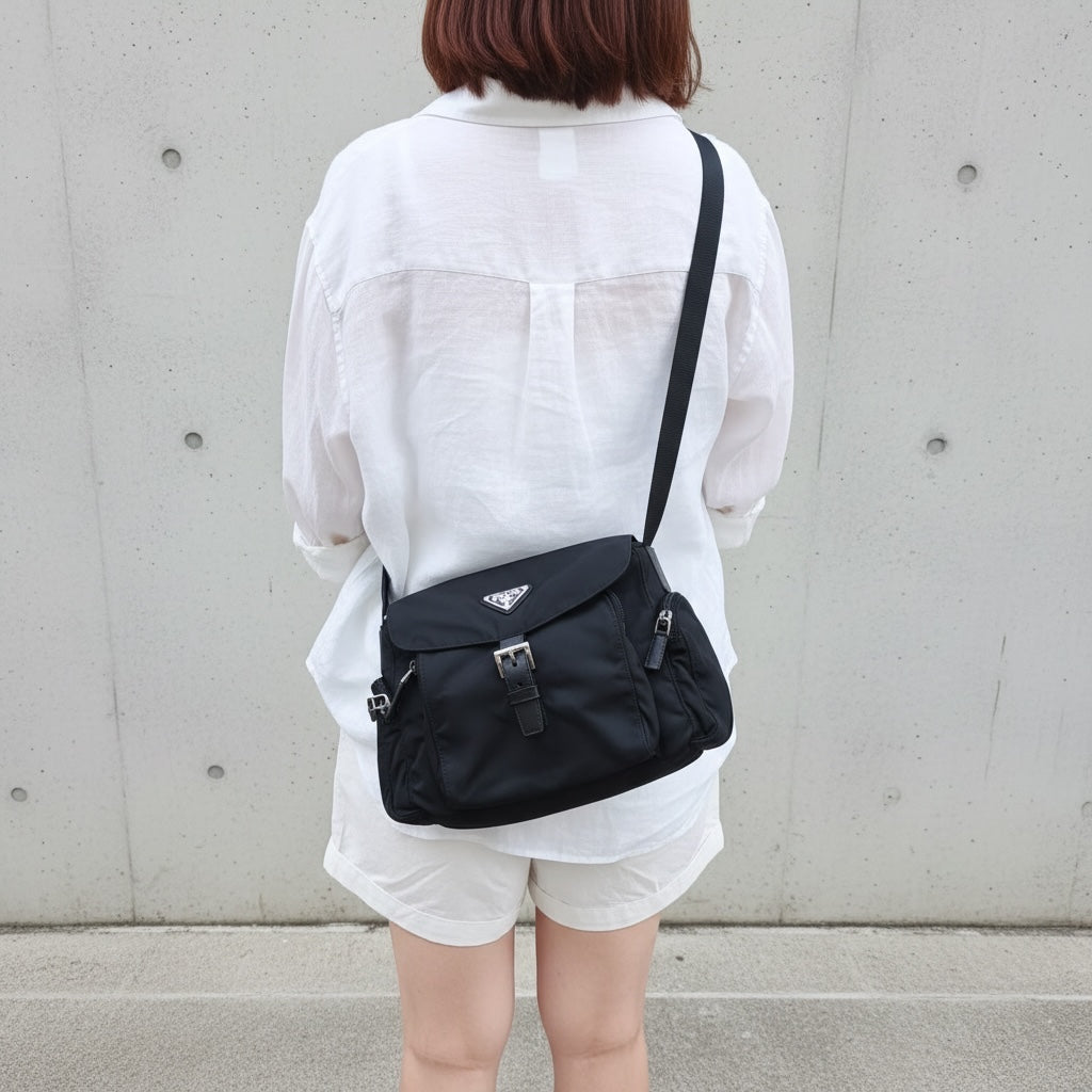Include Entrupy Certificate of Authenticity｜Very Good ( Rank A)｜Prada  Nylon Black Shoulder Bag  Silver Hardware｜26062911