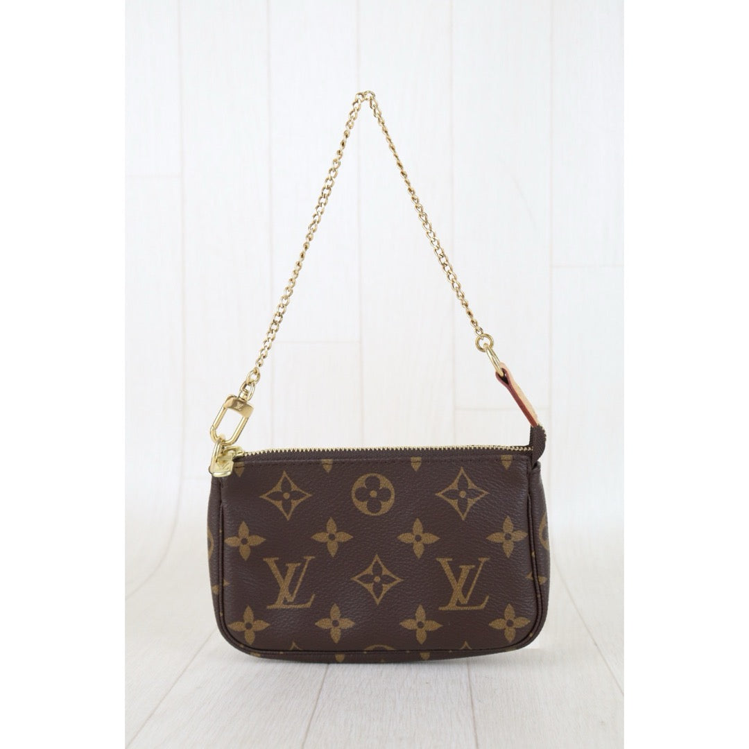 Include Entrupy Certificate of Authenticity｜Very Good ( Rank A)｜Louis Vuitton Monogram Mini Pochette Accessoires ｜S26041410