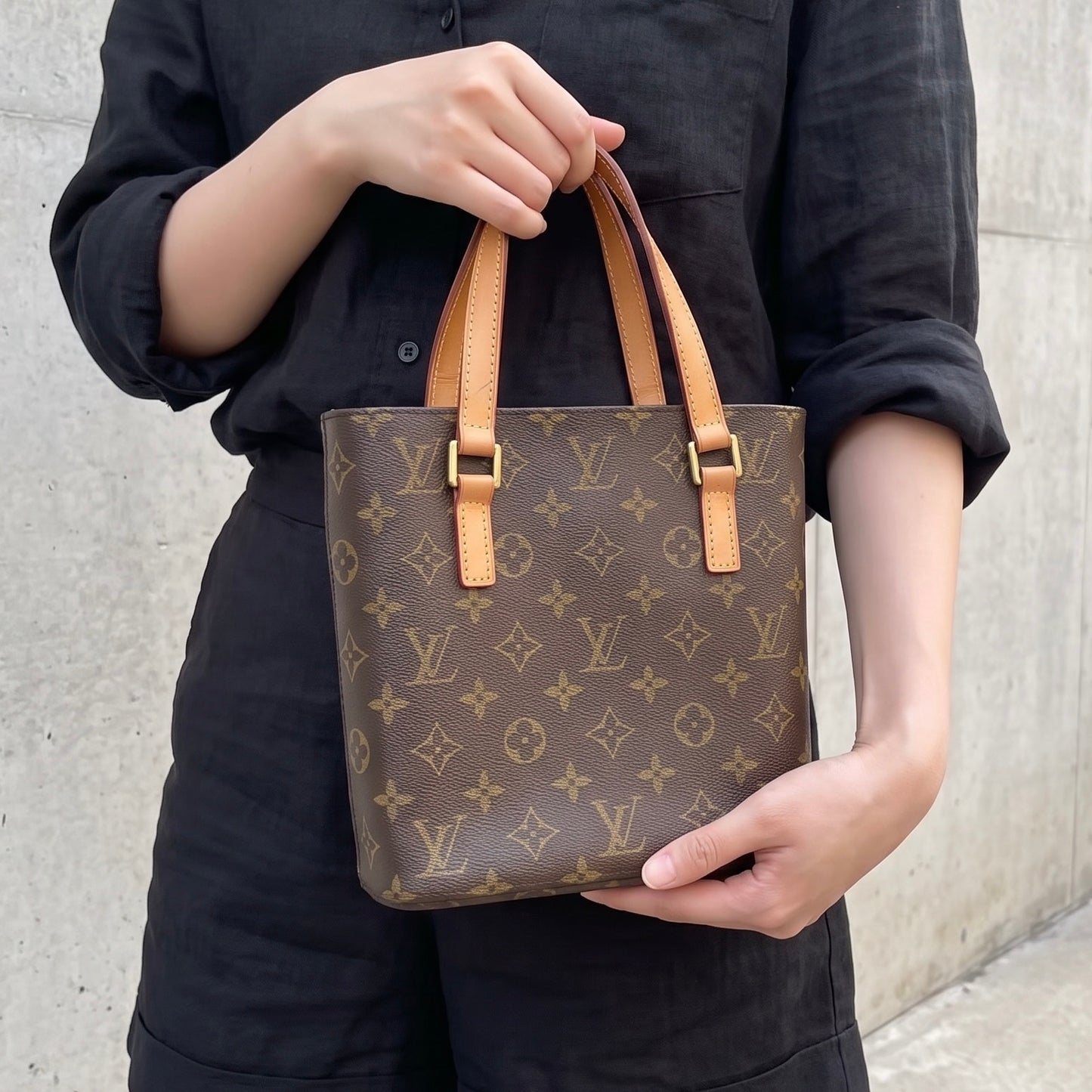 Include Entrupy Certificate of Authenticity｜Good ( Rank AB)｜ Louis Vuitton Monogram Vivian PM Hand Bag ｜26073003