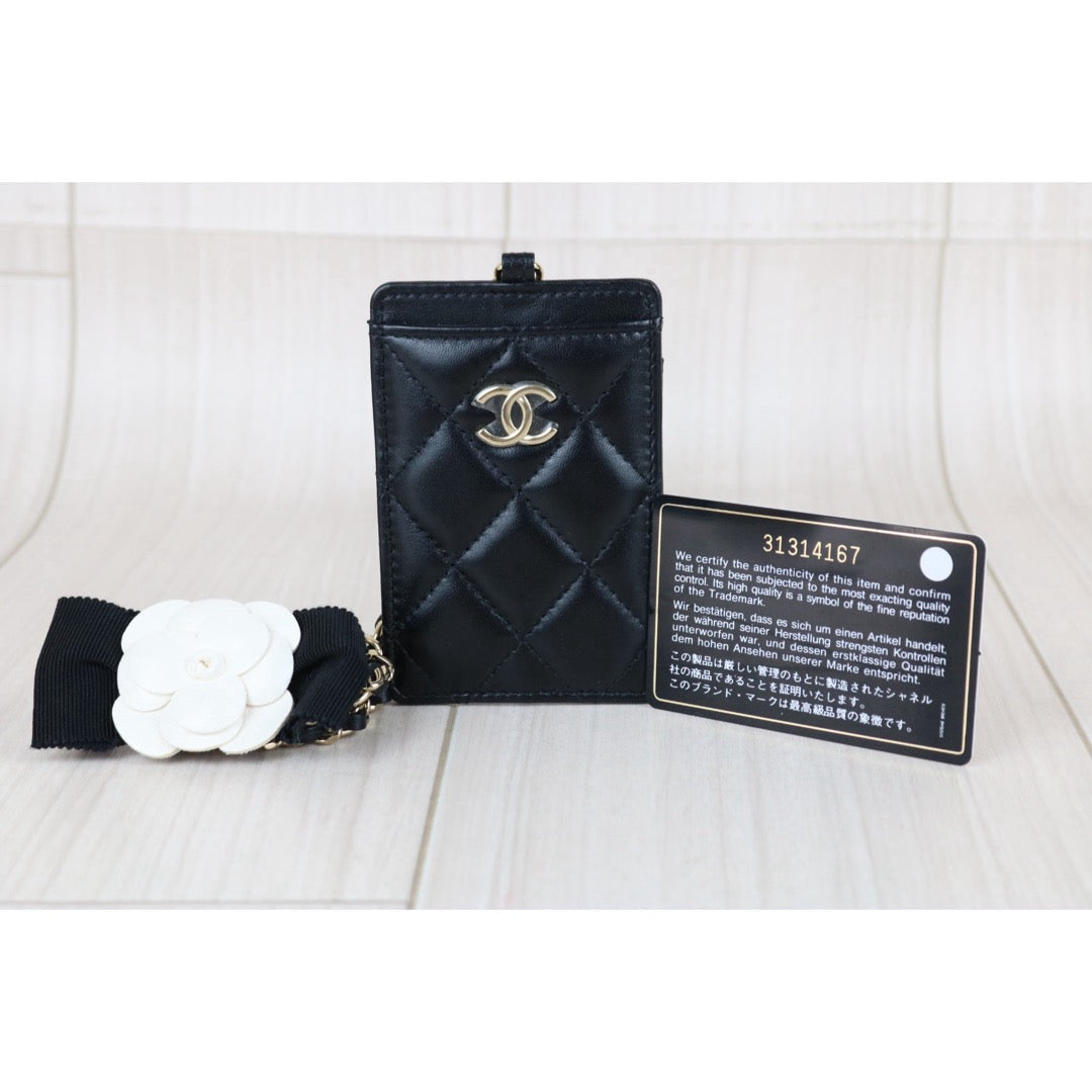 Include Entrupy Certificate of Authenticity｜Very Good ( Rank A)｜ CHANEL Coco Mark Lambskin Matrasse Bow Chain Card Holder Black Made In 2021-2022Year｜S26061501