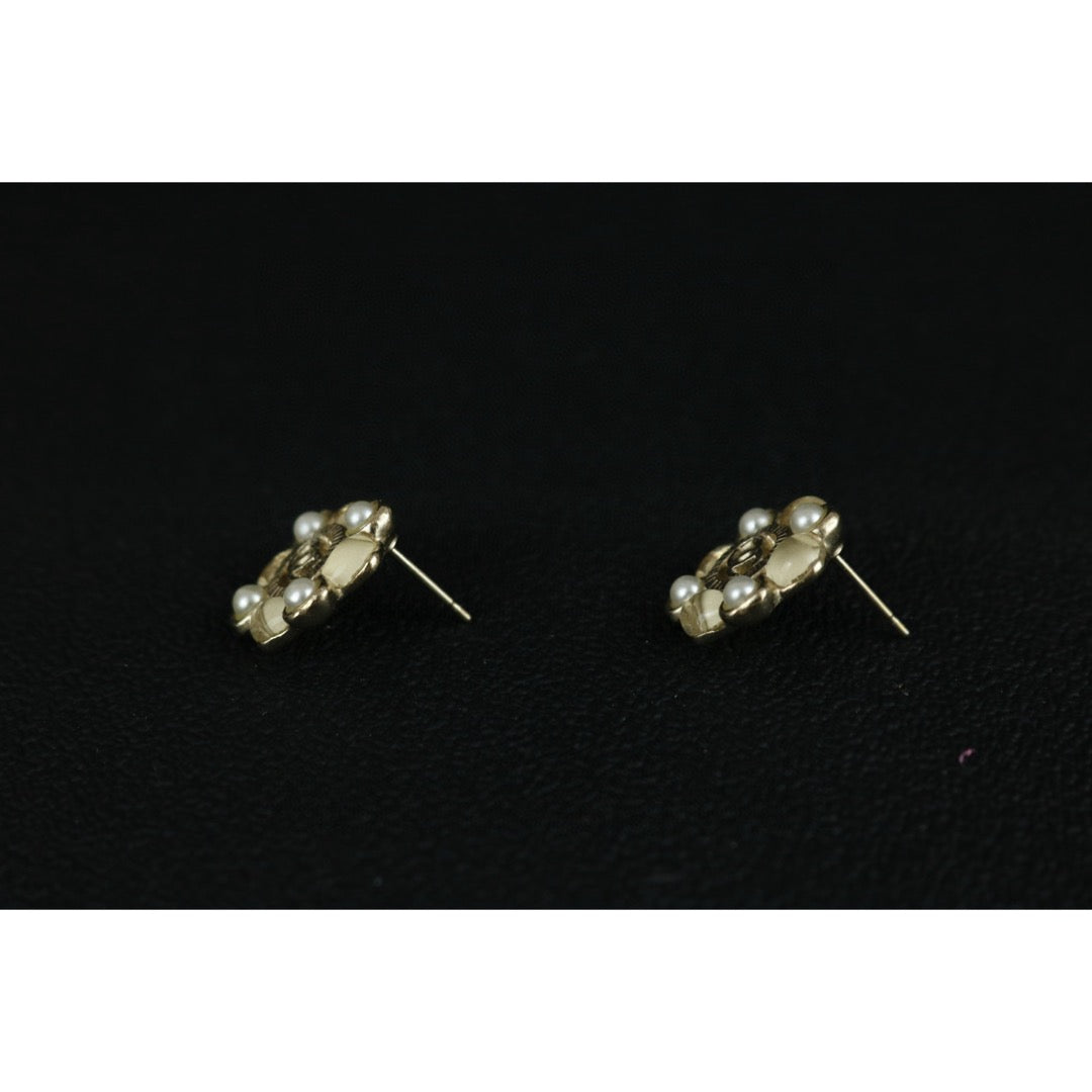 Excellent（Rank SA）｜ CHANEL Coco Mark  Pearl Earrings｜X25040602