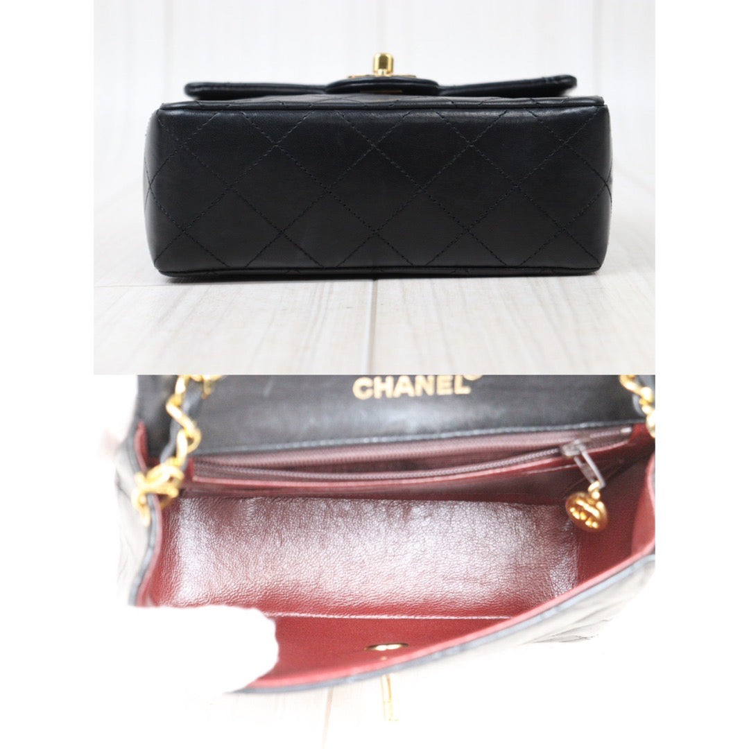 Rank A｜ CHANEL Black Lanbskin Square 17 Shoulder Bag Made In 1989～1991Year ｜24060321