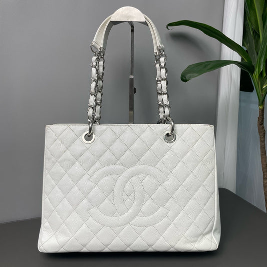 CHANEL Matrasse GST Chain Tote Bag Caviar Skin White