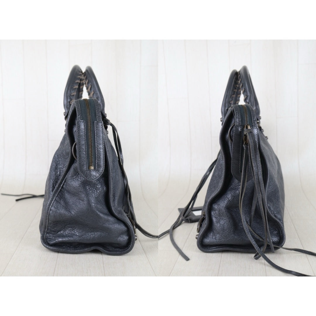 Include Entrupy Certificate of Authenticity｜Good ( Rank AB)｜Balenciaga Waxed Leather Classic City MM Grey HandBag Shoulder Bag ｜S26060108