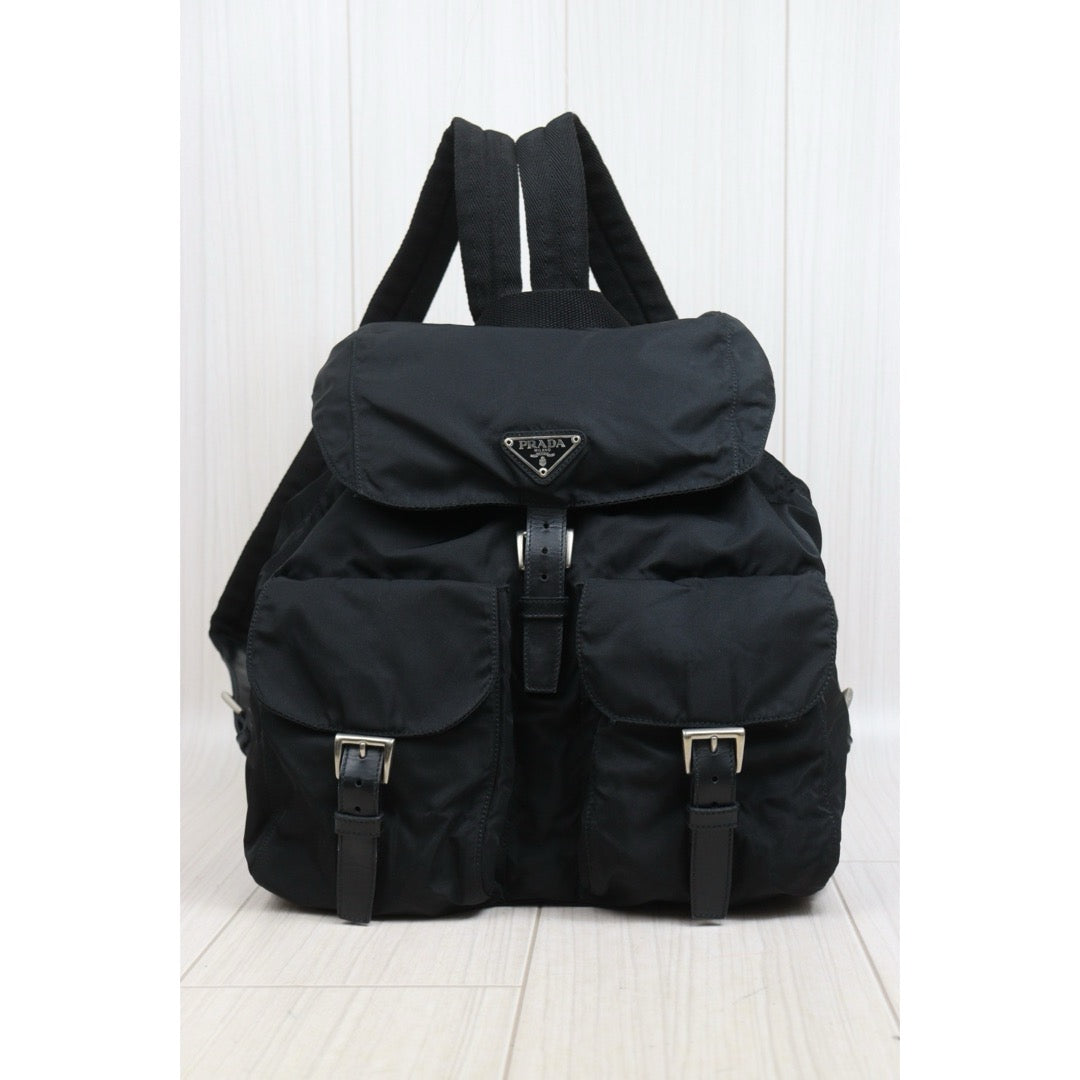 Include Entrupy Certificate of Authenticity｜Very Good ( Rank A)｜Prada Nylon Backpack Medium Black｜26060403