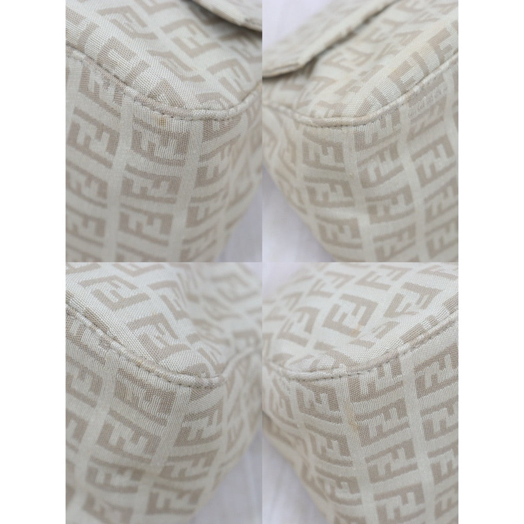 Very Good ( Rank A)｜ FENDI Zucca Mamma Baguette Shoulder Bag  Gold Hardware Beige｜W25121603