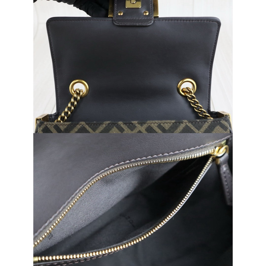Very Good ( Rank A)｜ FENDI Zucca Mamma Baguette  Chain Shoulder Bag Current Model｜W25082902