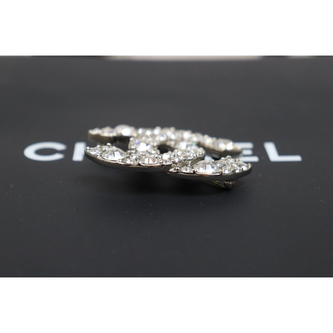 Include Authentic Detective Certificate of Authenticity｜Very Good ( Rank A)｜ CHANEL A12W Coco Mark Rhinestone Brooch Made In 2012Year ｜26052008