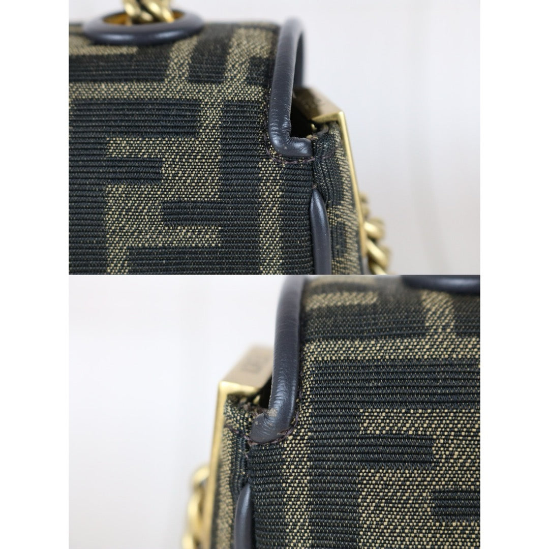 Very Good ( Rank A)｜ FENDI Zucca Mamma Baguette  Chain Shoulder Bag PM Current Model｜S25103008