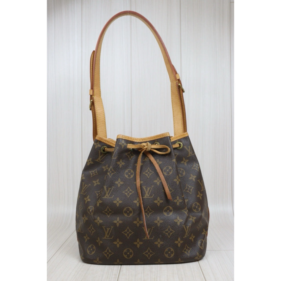 Include Entrupy Certificate of Authenticity｜Good ( Rank AB)｜ Louis Vuitton Monogram Noe Shoulder Bag｜26050710