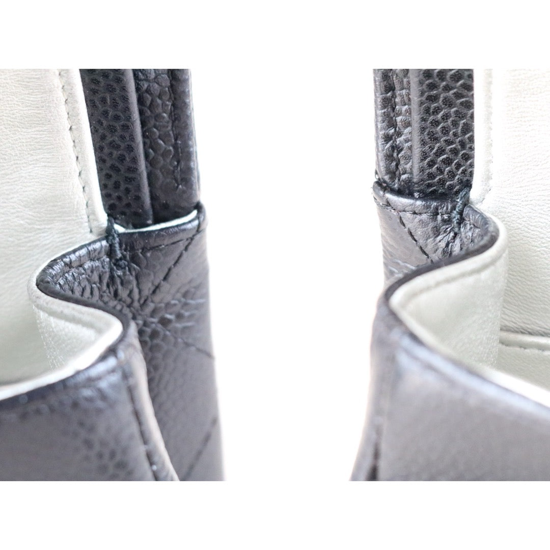 Include Entrupy Certificate of Authenticity｜Very Good ( Rank A)｜ CHANEL Caviar Skin Calf Leather Double Flap 25 Shoulder Bag Karl Lagerfeld Signed Limited Edition Made in 2008-2009 Year｜X26040822