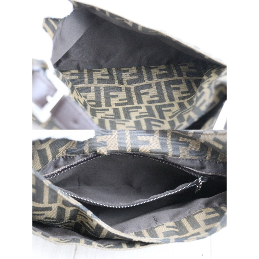 Very Good ( Rank A)｜ FENDI Zucca Mamma Shoulder Bag ｜25050806