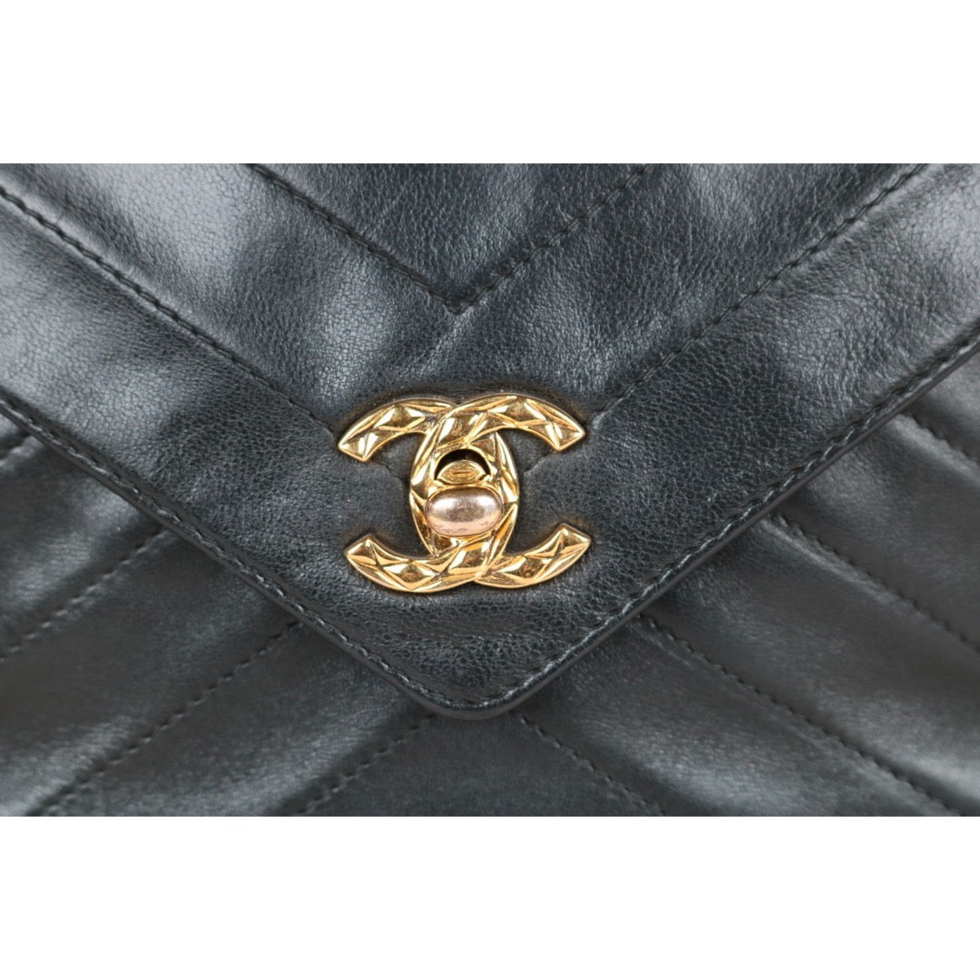 Good ( Rank AB)｜ CHANEL Lamb Skin Shoulder Bag Black  Made in 1991-1994 Year ｜S24060607