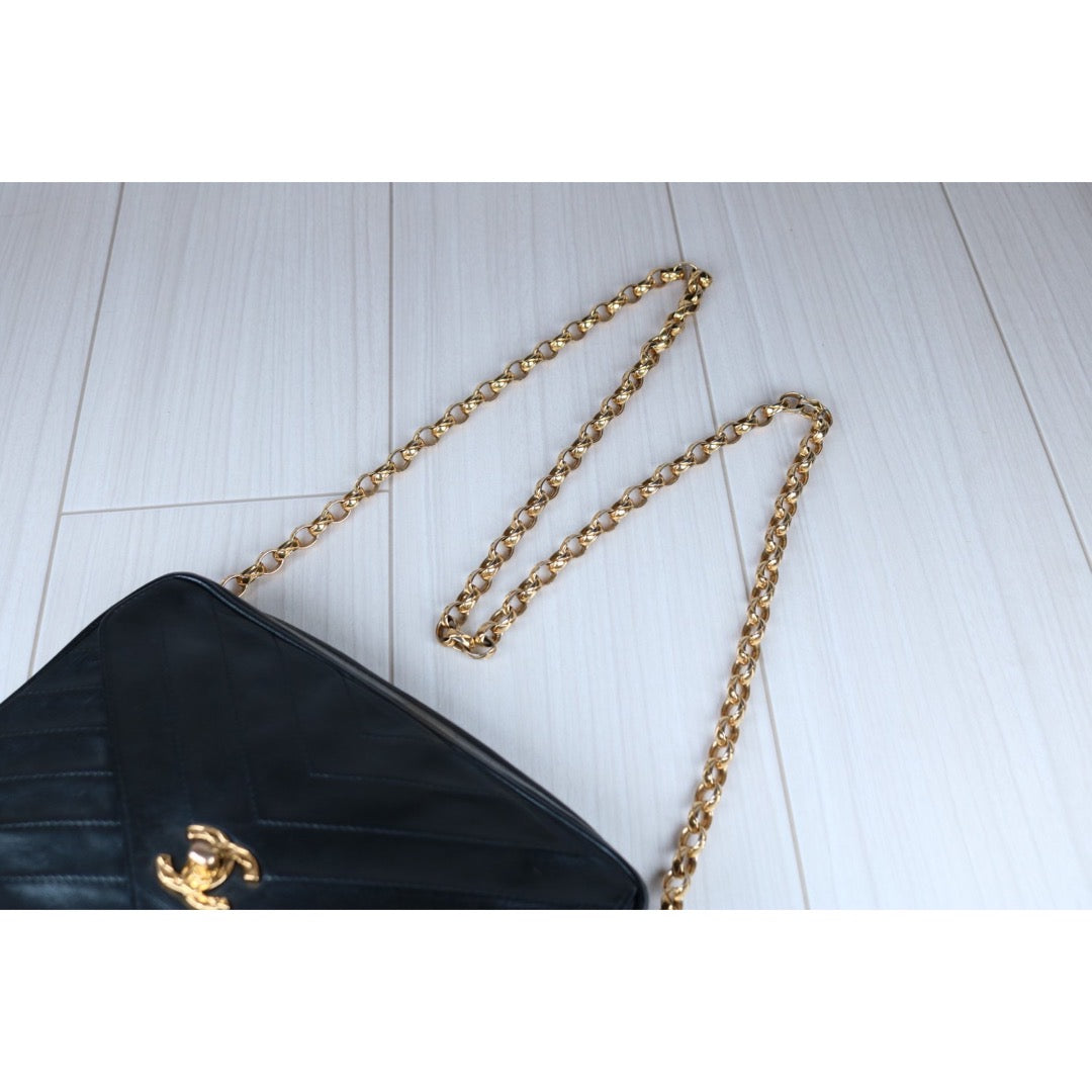 Good ( Rank AB)｜ CHANEL Lamb Skin Shoulder Bag Black  Made in 1991-1994 Year ｜S24060607