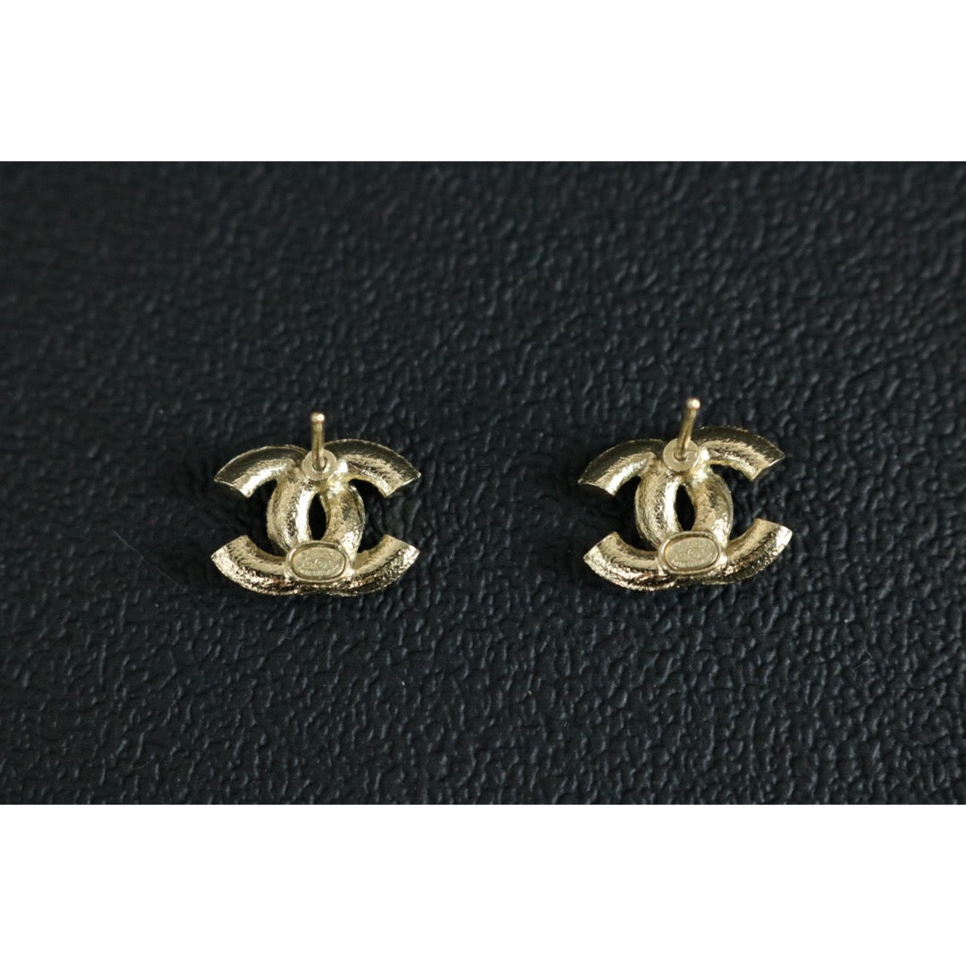 Very Good ( Rank A) ｜ CHANEL A19S Coco Mark Pearl Black Enamel Earrings Made In 2019Year ｜S26013105