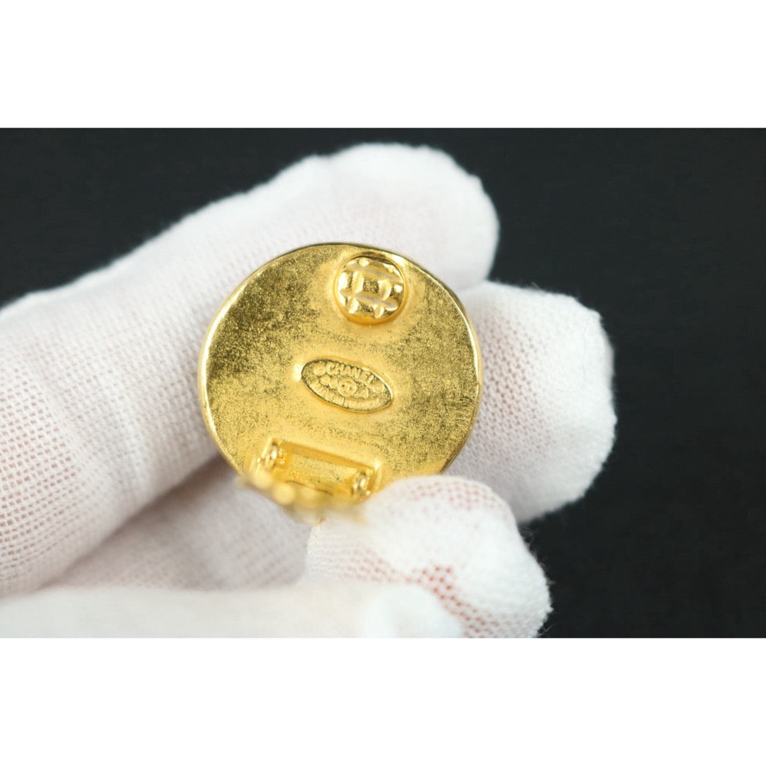 Include Authentic Detective Certificate of Authenticity｜Very Good ( Rank A) ｜CHANEL 96A COCO Mark Vintage Earrings Made In 1996 Year ｜S26071502