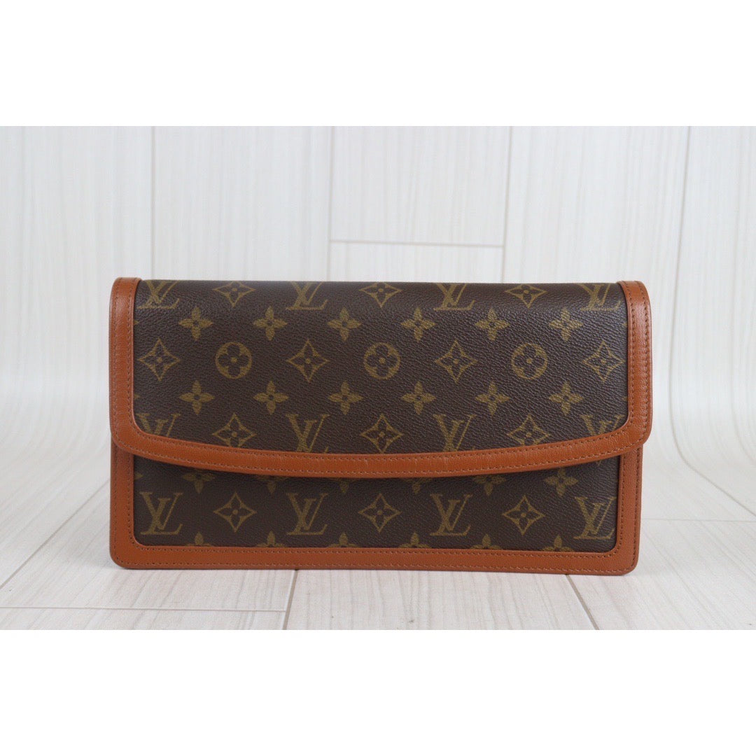 Rank A ｜ LV Monogram Pochette Dame Vintage Clutch Bag｜23082653