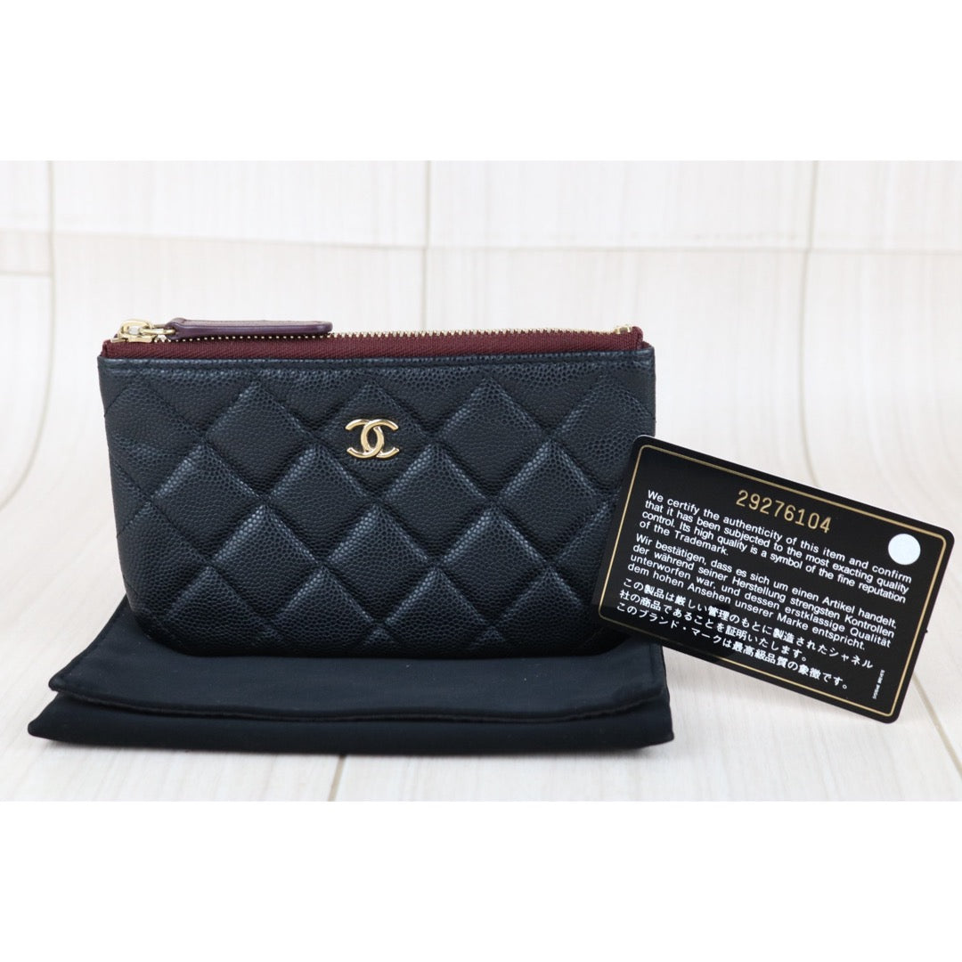 Include Entrupy Certificate of Authenticity｜Good ( Rank AB)｜ CHANEL Caviar Skin  Klassische Pochette Mit Reissverschluss  PM Black Made In 2020Year ｜X26092107