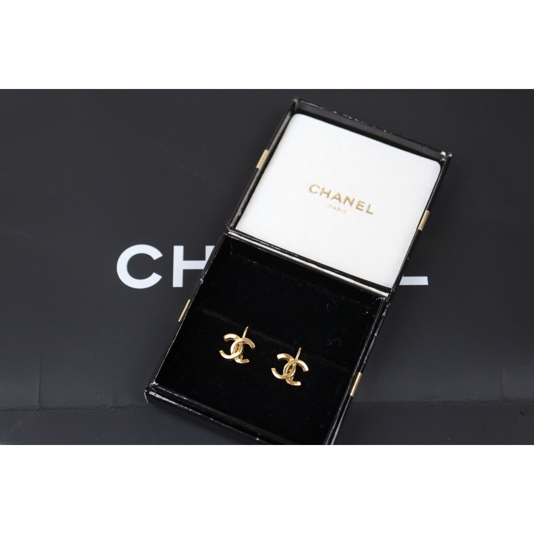 Rank A ｜CHANEL COCO Earrings 18k Gold Plated ｜24050628