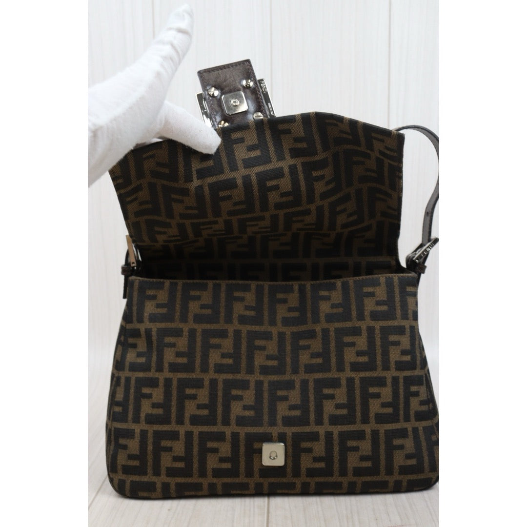 Very Good ( Rank A)｜ FENDI Zucca Mamma Baguette Shoulder Bag｜S25061005