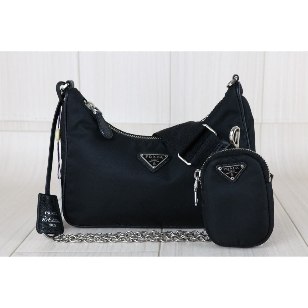 Very Good ( Rank A)｜ PRADA Re-Edition 2005 Re-Nylon Shoulder Bag ｜S25122305