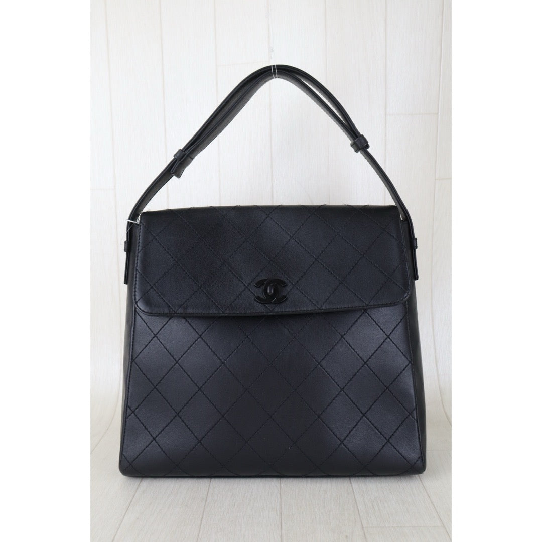 Include Entrupy Certificate of Authenticity｜Very Good ( Rank A)｜ CHANEL Calf Skin  Vintage Quilted Single Flap Kelly Shoulder Bag Black Made In 1997-1999Year｜S26083010